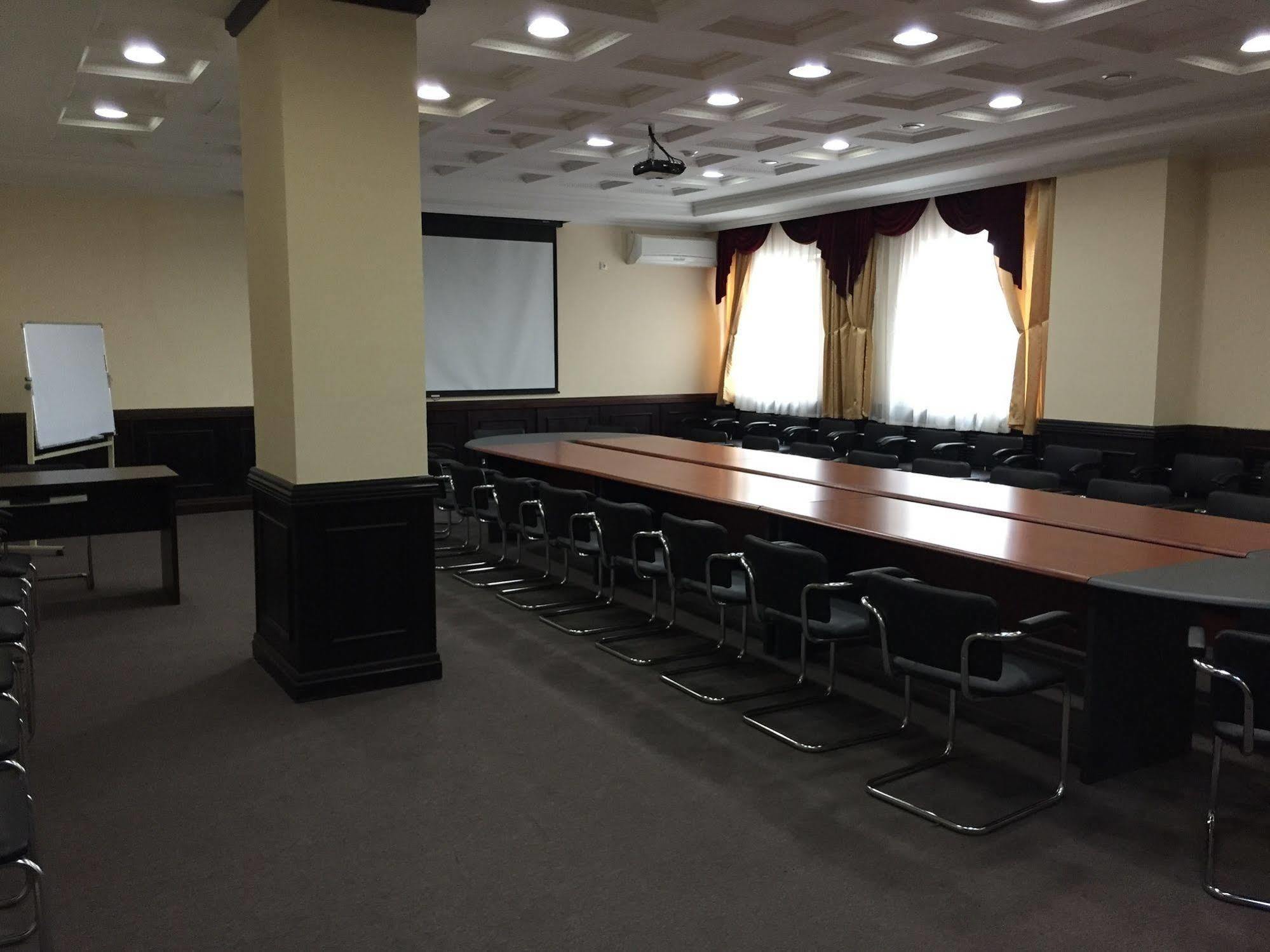 Belon Life Hotel อัสตานา ภายนอก รูปภาพ